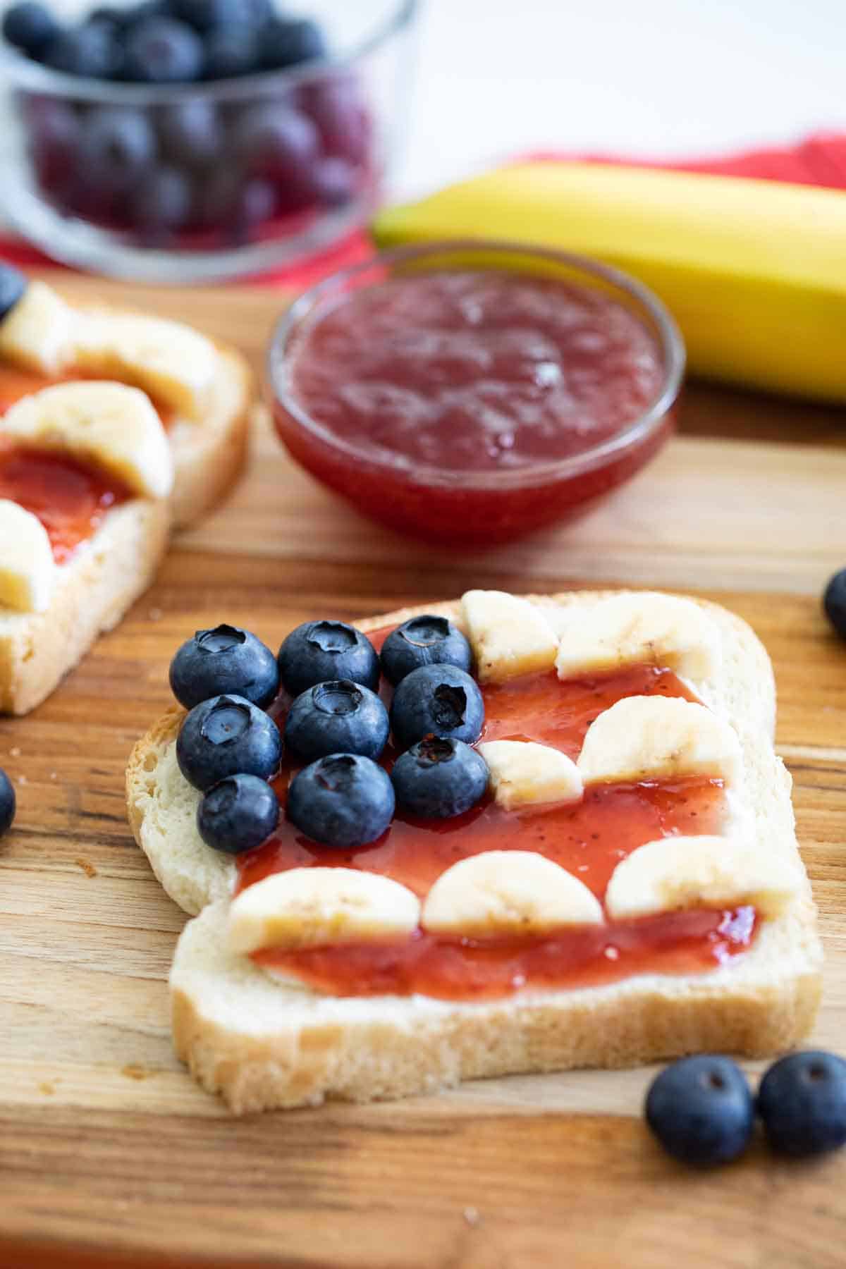 4th of July Breakfast Toast - Taste and Tell