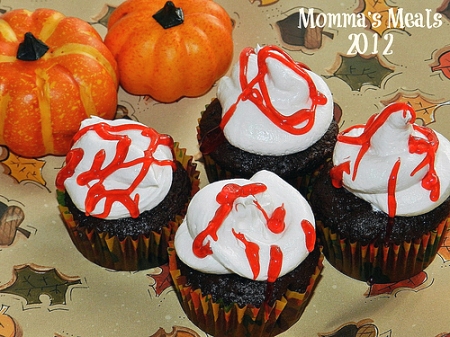 Halloween Recipes: Bleeding Devil Cakes
