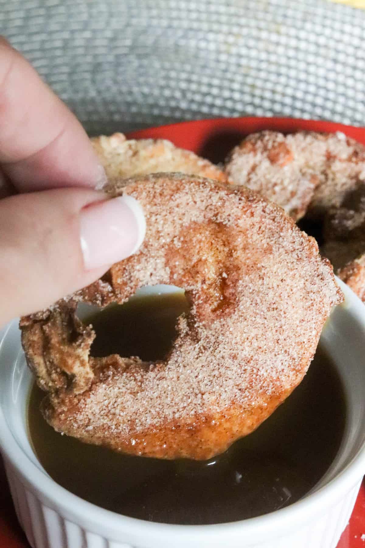 Air Fryer Cinnamon Apple Rings