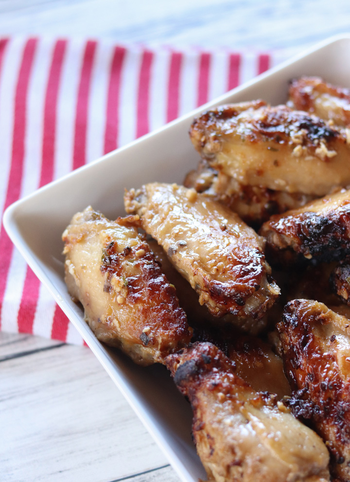 Air Fryer Garlic Parmesan Chicken Wings