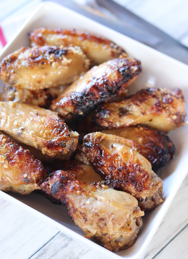 Air Fryer Garlic Parmesan Chicken Wings