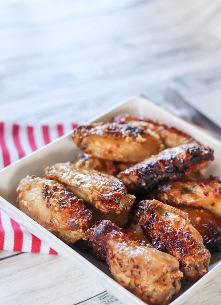 Air Fryer Garlic Parmesan Chicken Wings
