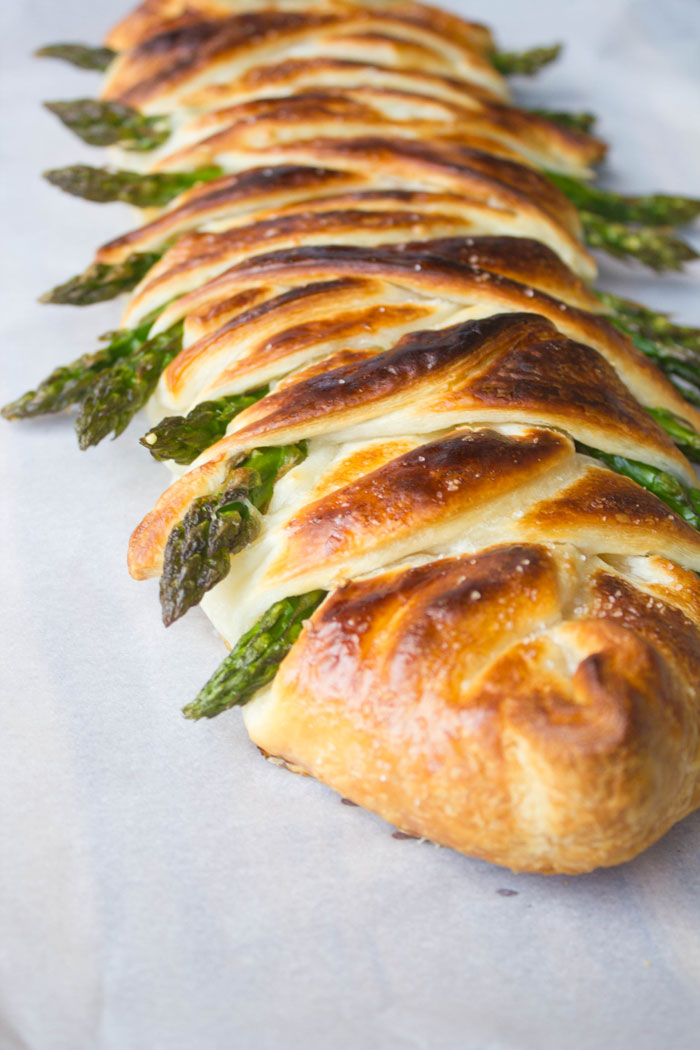 Asparagus Ham and Swiss Danish Braid #SundaySupper