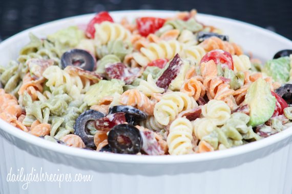 Creamy Bacon Avocado Pasta Salad