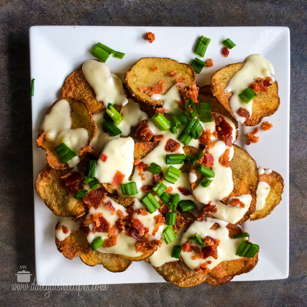 Baked Potato Chips with Gorgonzola Cheese Sauce
