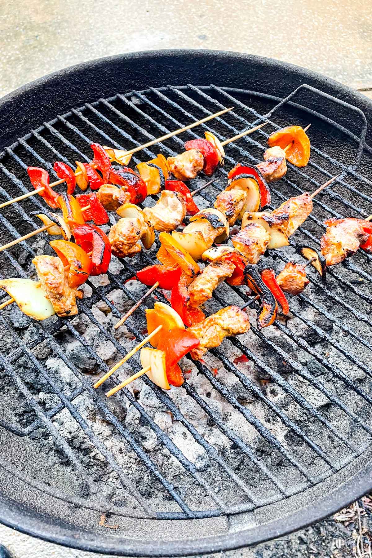 Best Juicy Grilled Chicken Kabobs Vertical Image