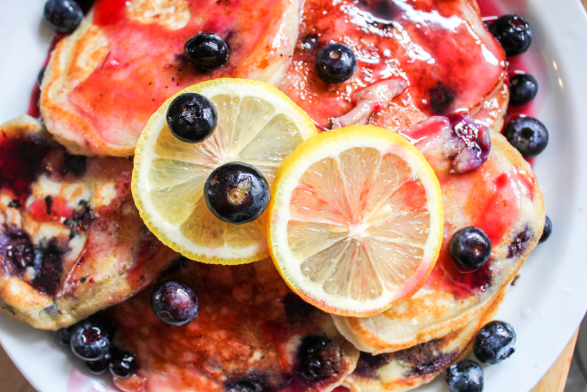 Blueberry Lemon Ricotta Pancakes with Blackberry Vanilla Syrup Blueberry Lemon Ricotta Pancakes with Blackberry Vanilla Syrup