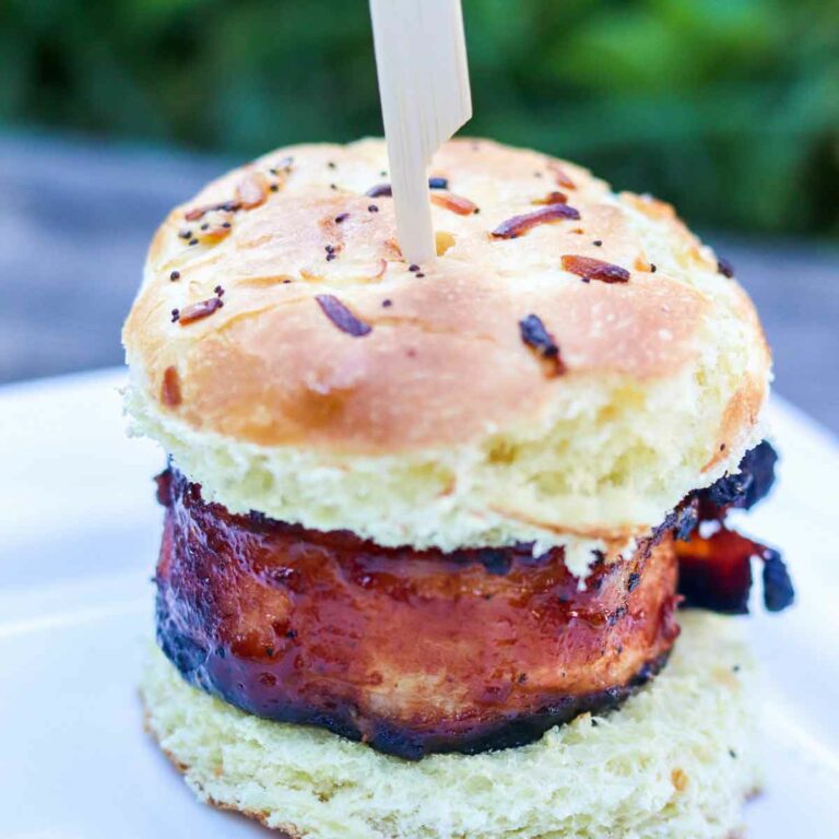 Bold and Spicy BBQ Chicken Mignon Sliders