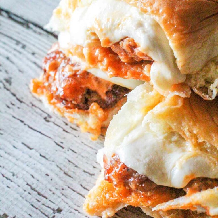 Buffalo Boneless Hot Wings Sliders