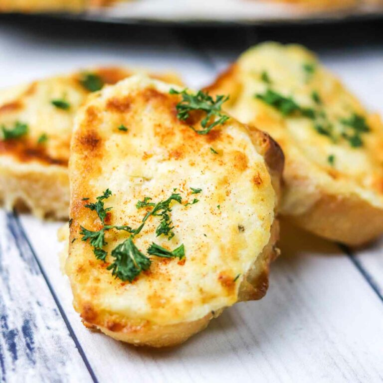 Cheesy Artichoke Bruschetta