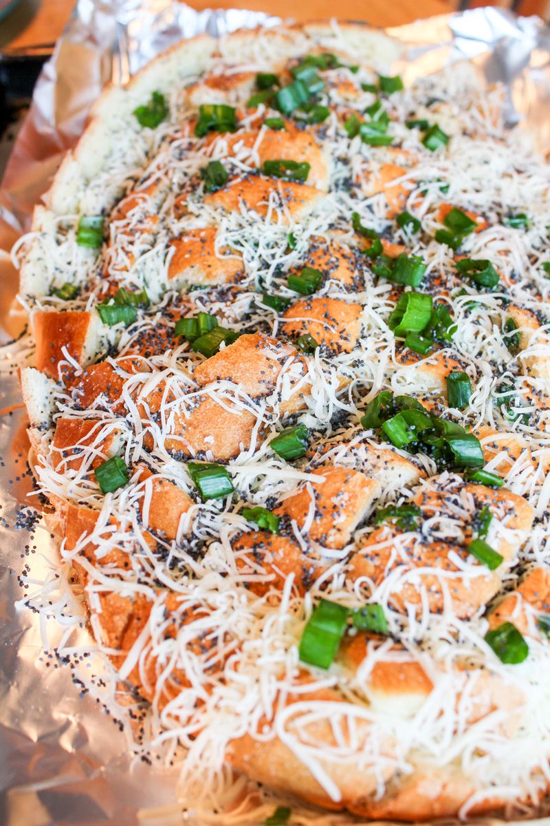 Cheesy Garlic Pull Apart Bread