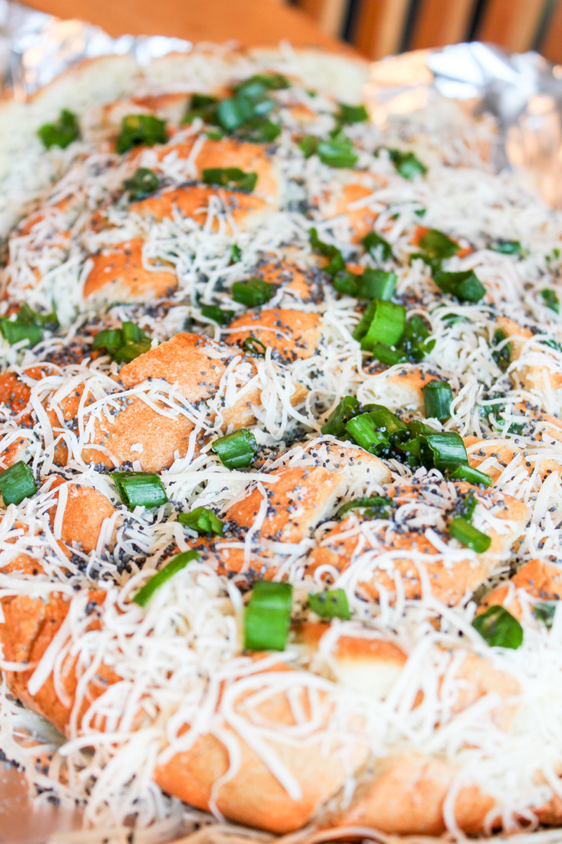 Cheesy Garlic Pull Apart Bread