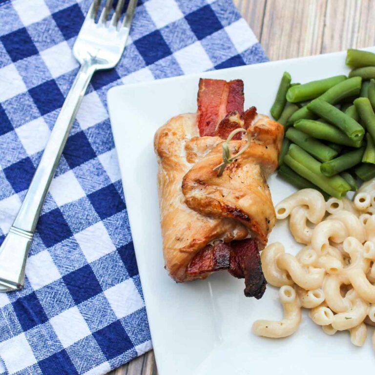 Cheesy Jalapeno Bacon Chicken Roll Ups