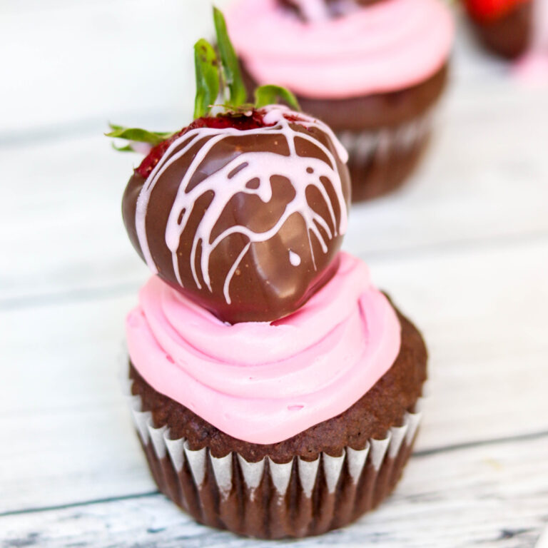 Chocolate Covered Strawberry Cupcakes