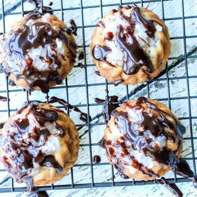 Coconut Cream Mini Cakes