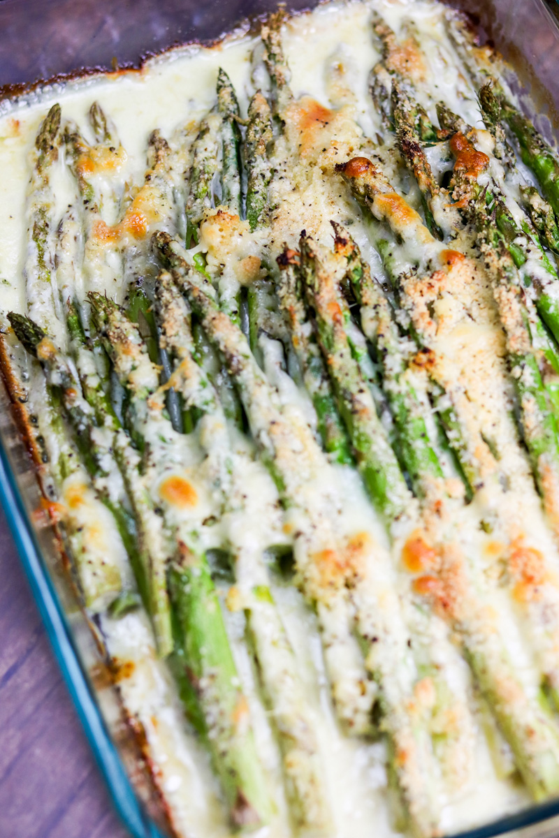 Creamy Baked Cheesy Asparagus