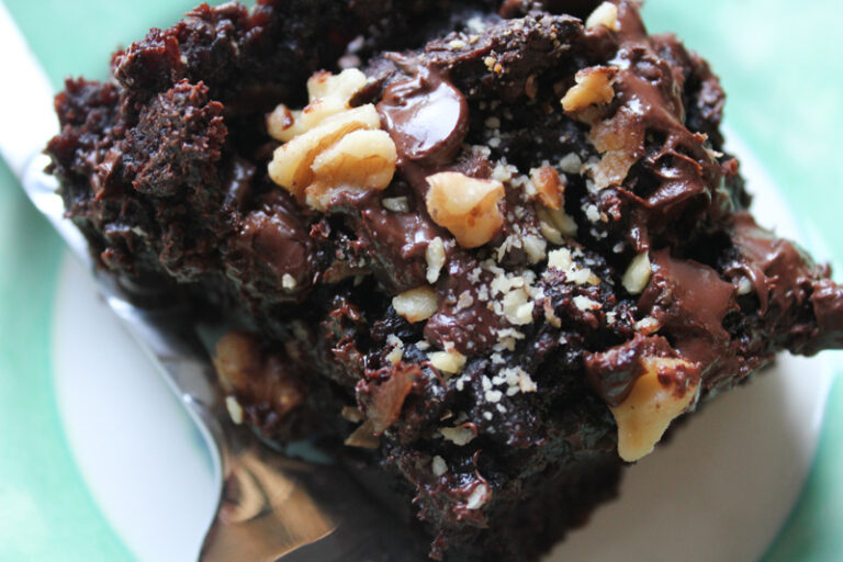 Easy Chocolate Camping Cake