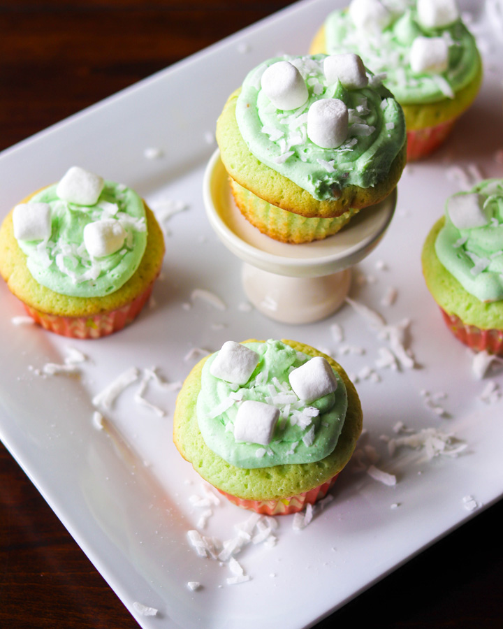 Easy Pistachio Cupcakes with Pistachio Frosting