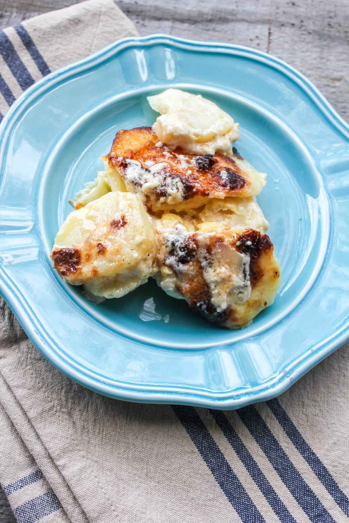 Easy Scalloped Potatoes Side Dish
