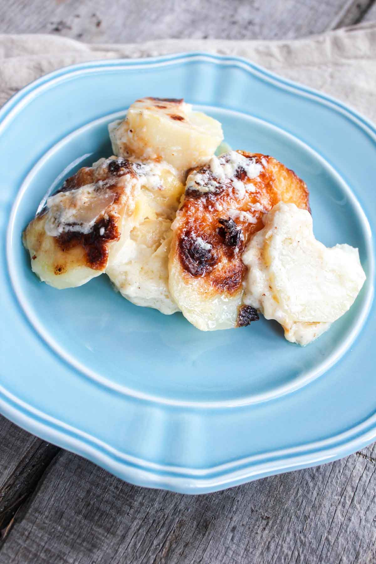 Easy Scalloped Potatoes with Nutmeg Close Up