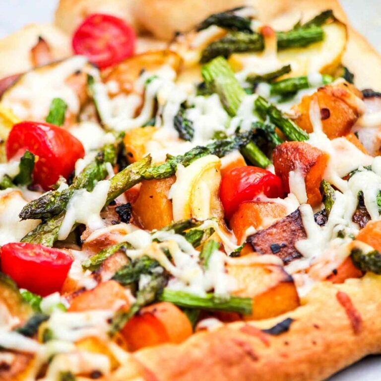 Garden Vegetable Alfredo Pizza
