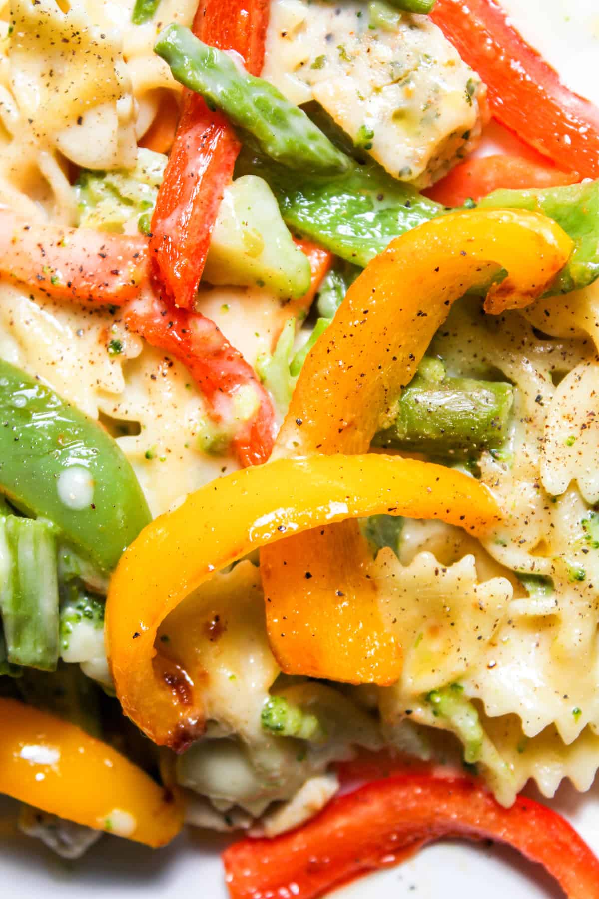 Garlic and Roasted Bell Pepper Farfalle