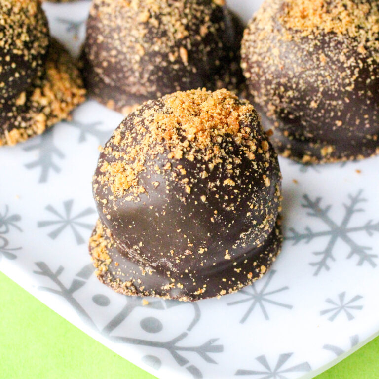 Gingerbread Peanut Butter OREO Cookie Balls Featured Image