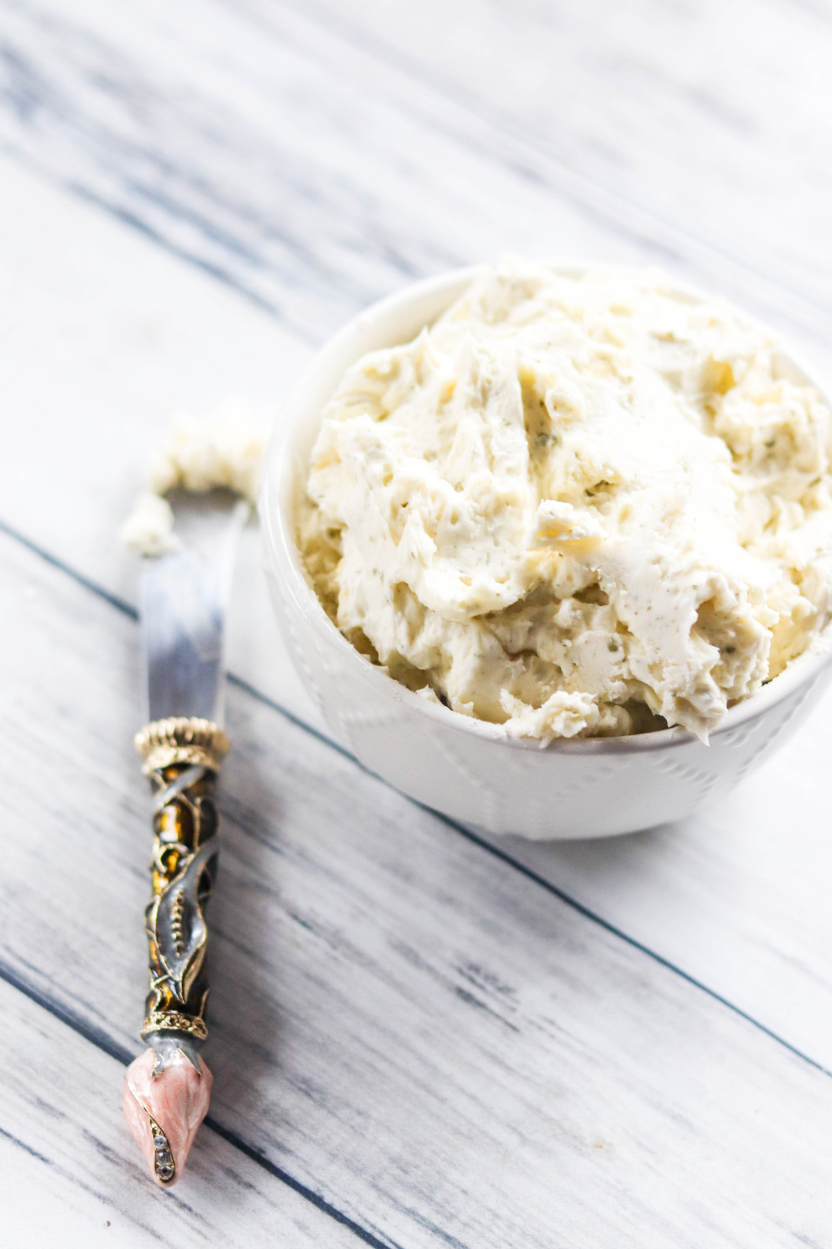 Homemade Whipped Garlic Butter