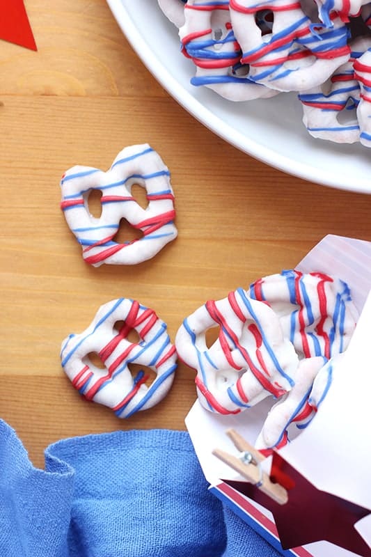 Red, White, and Blue Chocolate Covered Pretzels - One Sweet Appetite