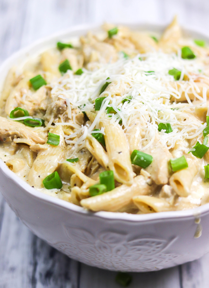 Instant Pot Creamy Garlic Chicken Pasta