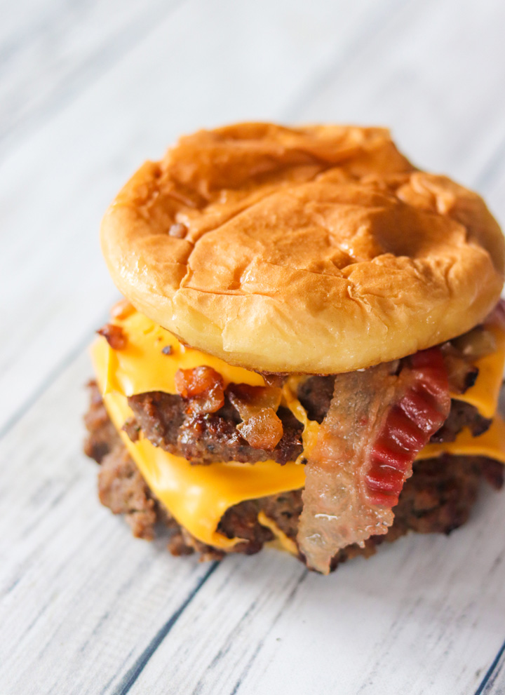 Juicy Griddle Ranch Cheeseburgers