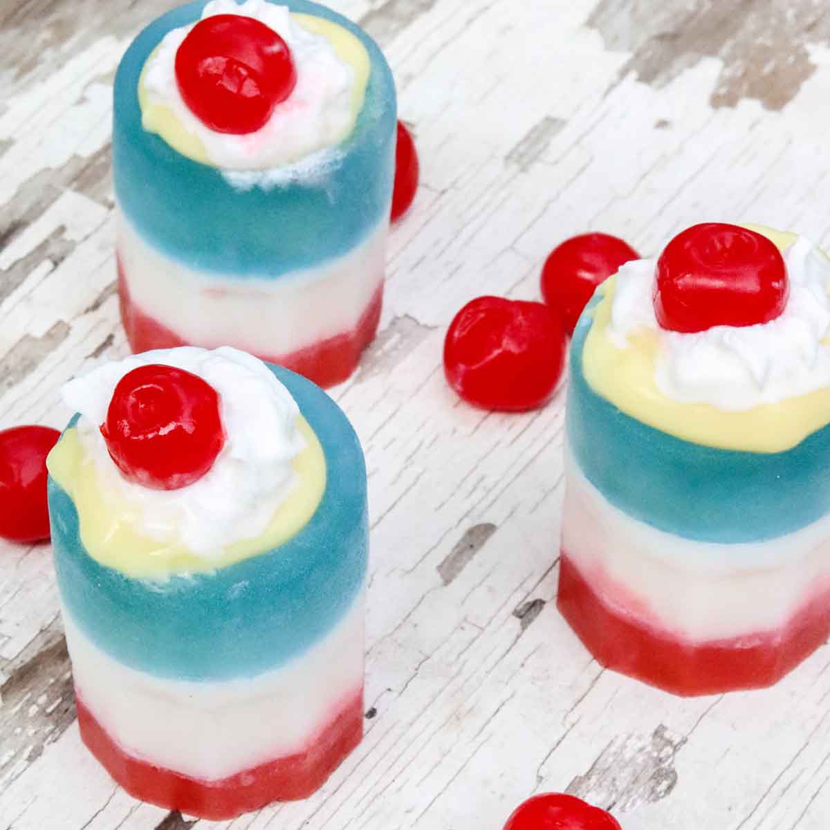Patriotic Pudding Firecrackers