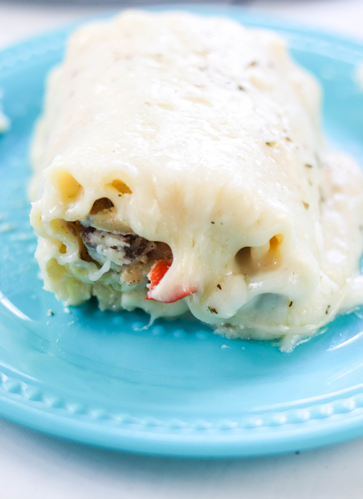 Philly Cheesesteak Lasagna Roll Ups