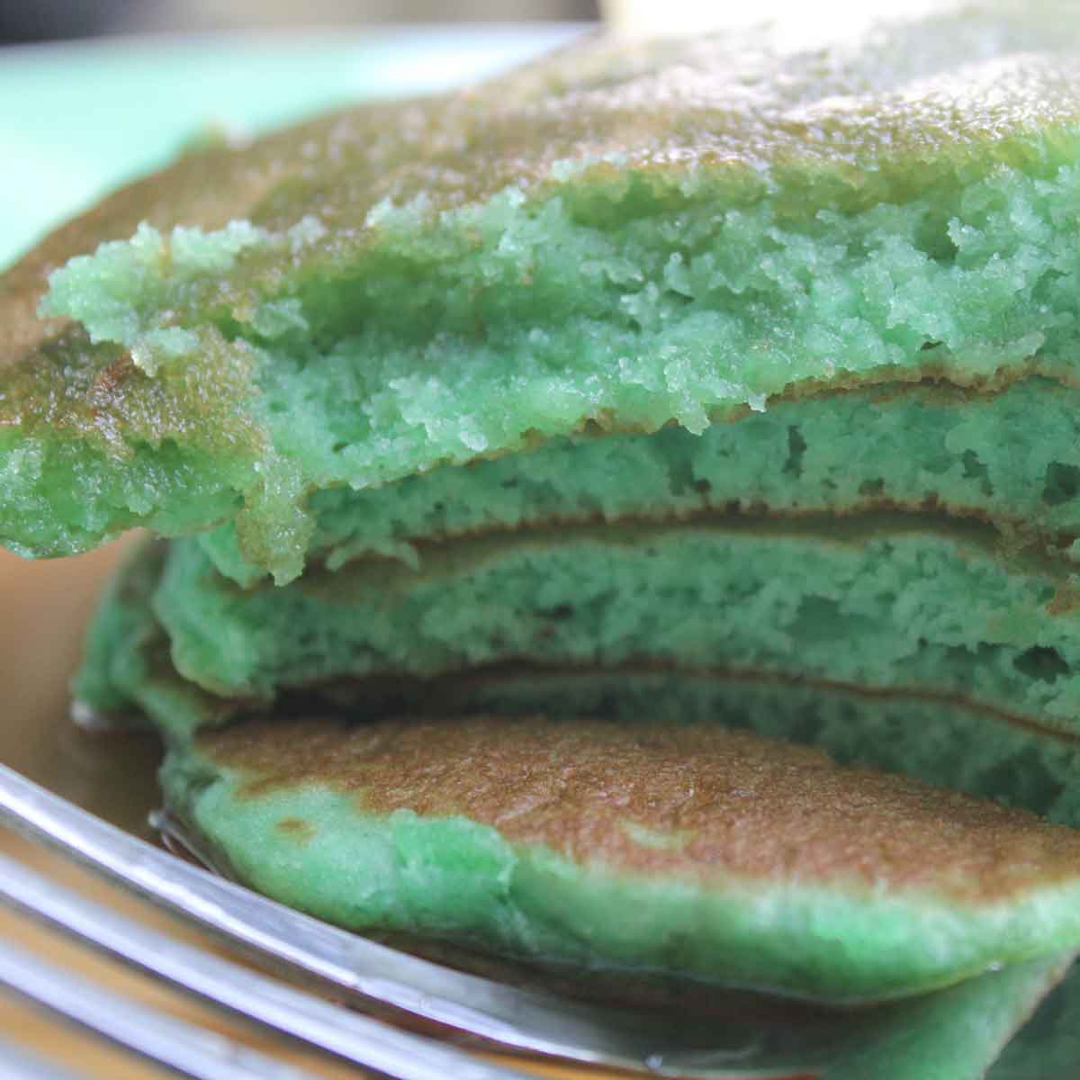 Pistachio Pudding Pancakes Featured Image