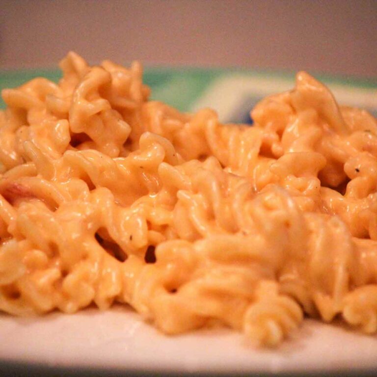 Super Creamy Macaroni and Cheese
