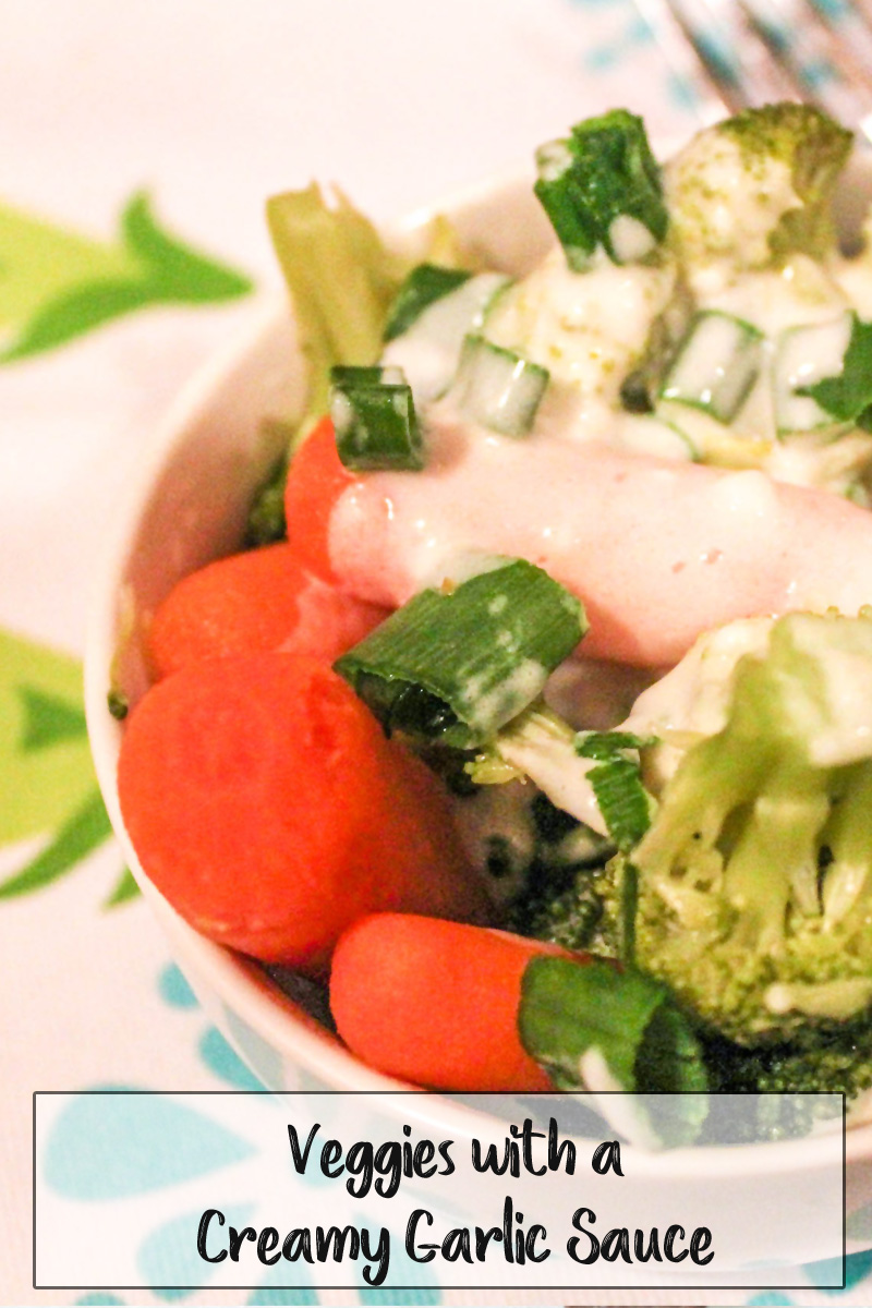 Veggies with Creamy Garlic Sauce